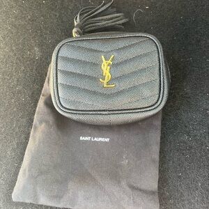 Saint Laurent Quilted Coin Purse . In mint condition. With a small dust bag.